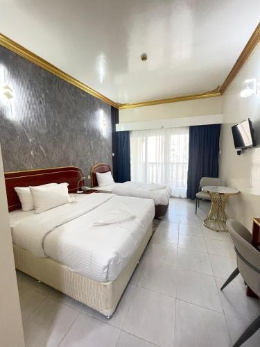 galaxy star hotel l l c
