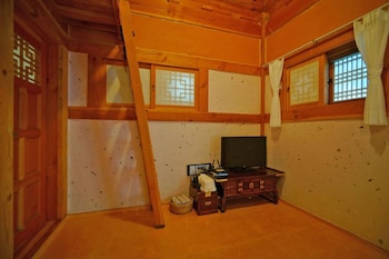 hanok goeul