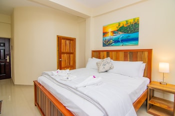 tropical palace hotel