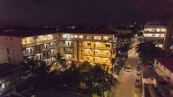 tropical palace hotel