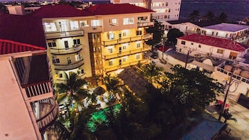 tropical palace hotel