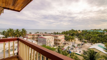 tropical palace hotel