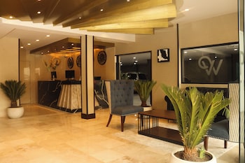 hotel west plaza
