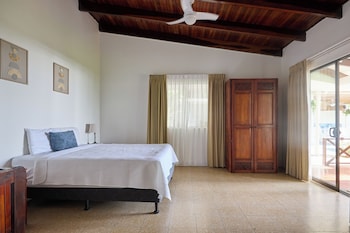 hotel perla de la playa