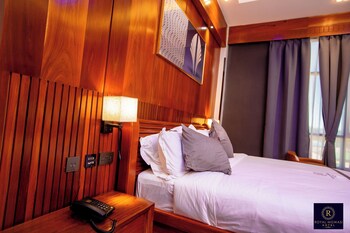 royal mgwasi hotel