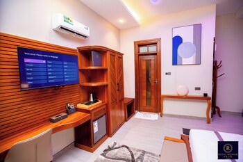 royal mgwasi hotel