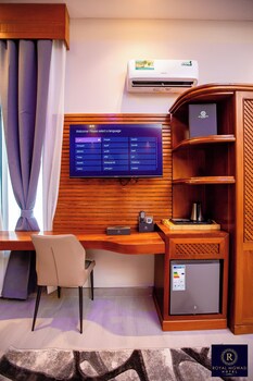 royal mgwasi hotel