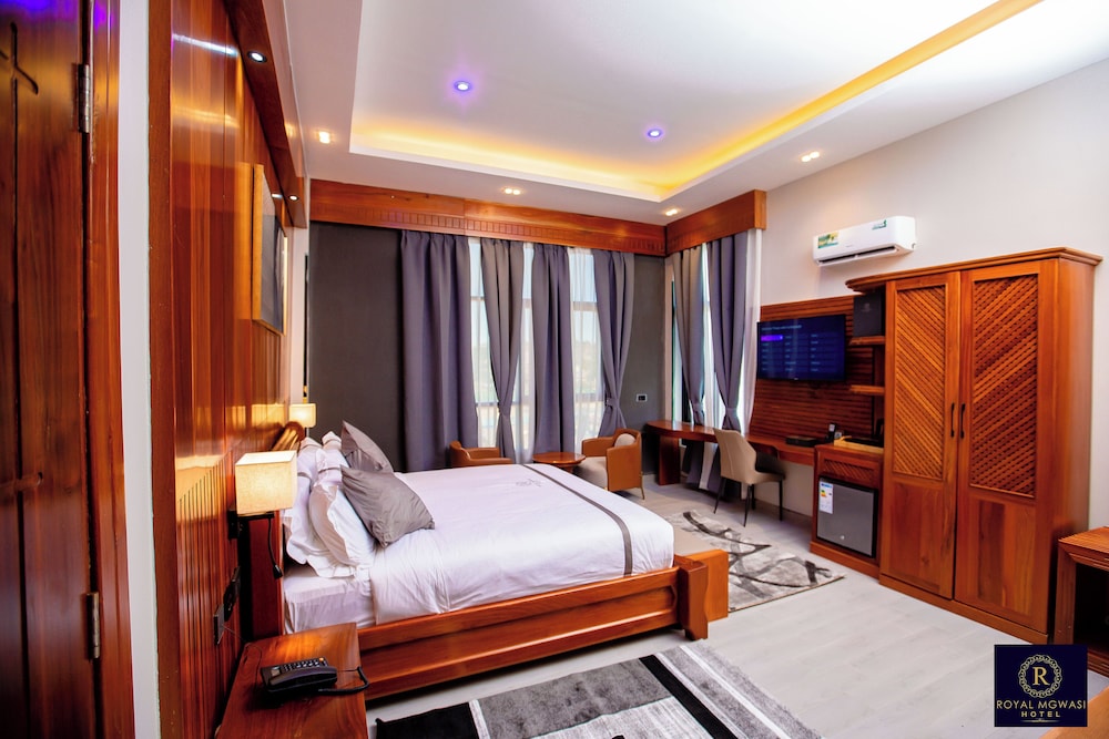 royal mgwasi hotel