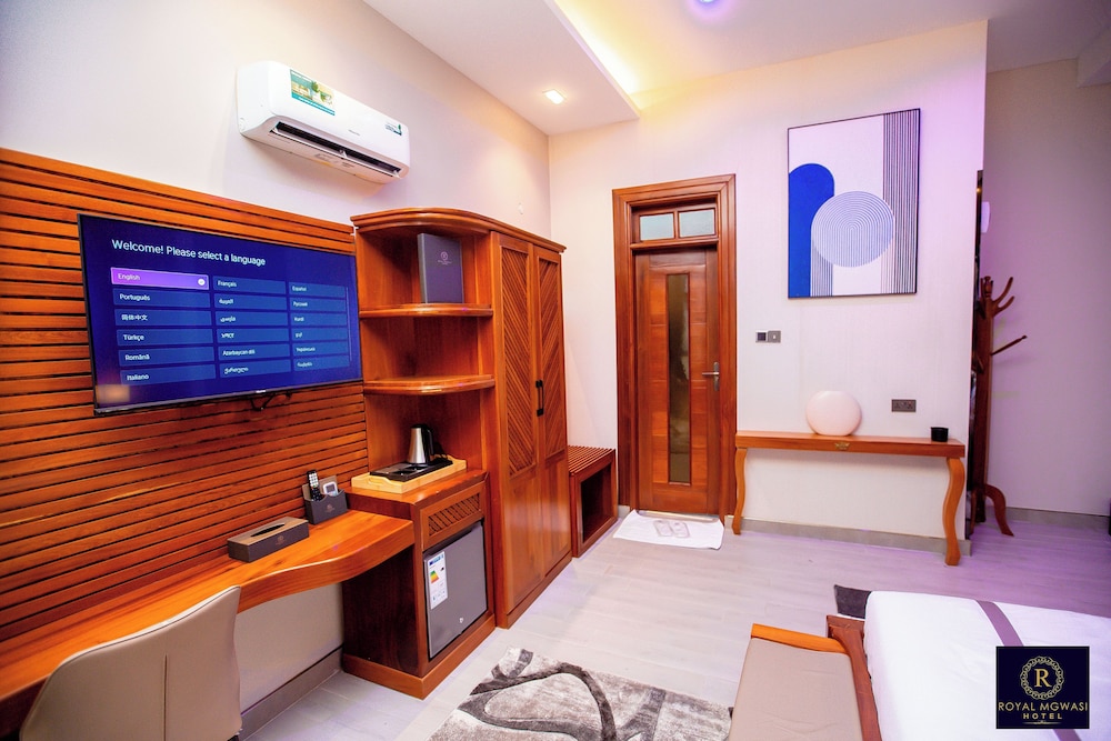 royal mgwasi hotel