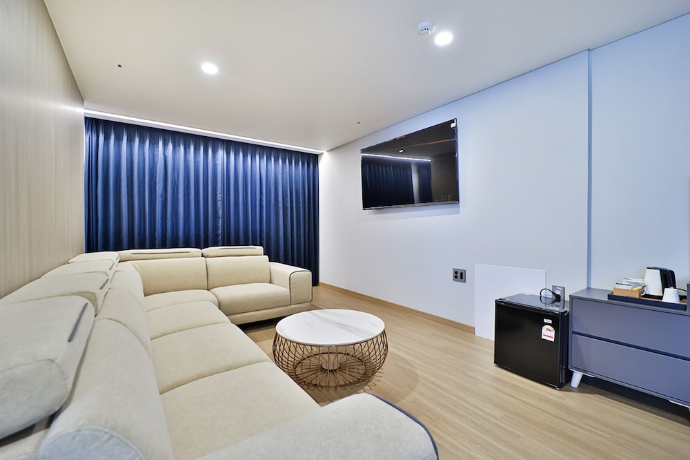 gimhae eobang dong city hotel