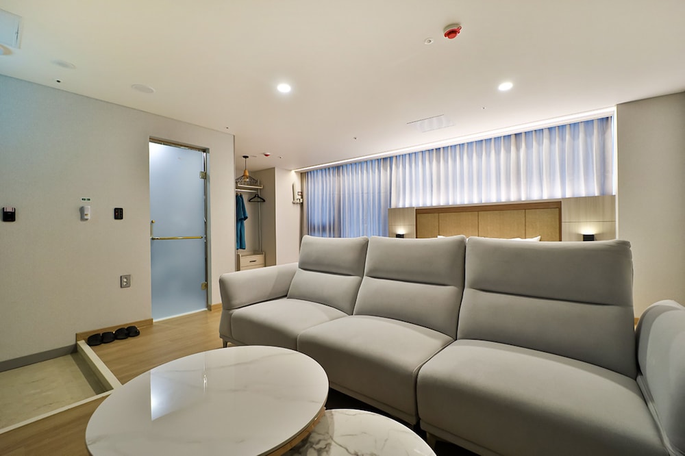 gimhae eobang dong city hotel