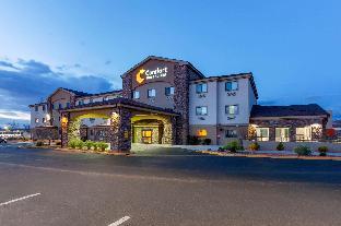 comfort inn and suites page at lake powell