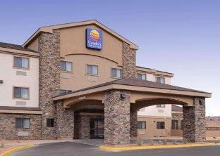 comfort inn and suites page at lake powell