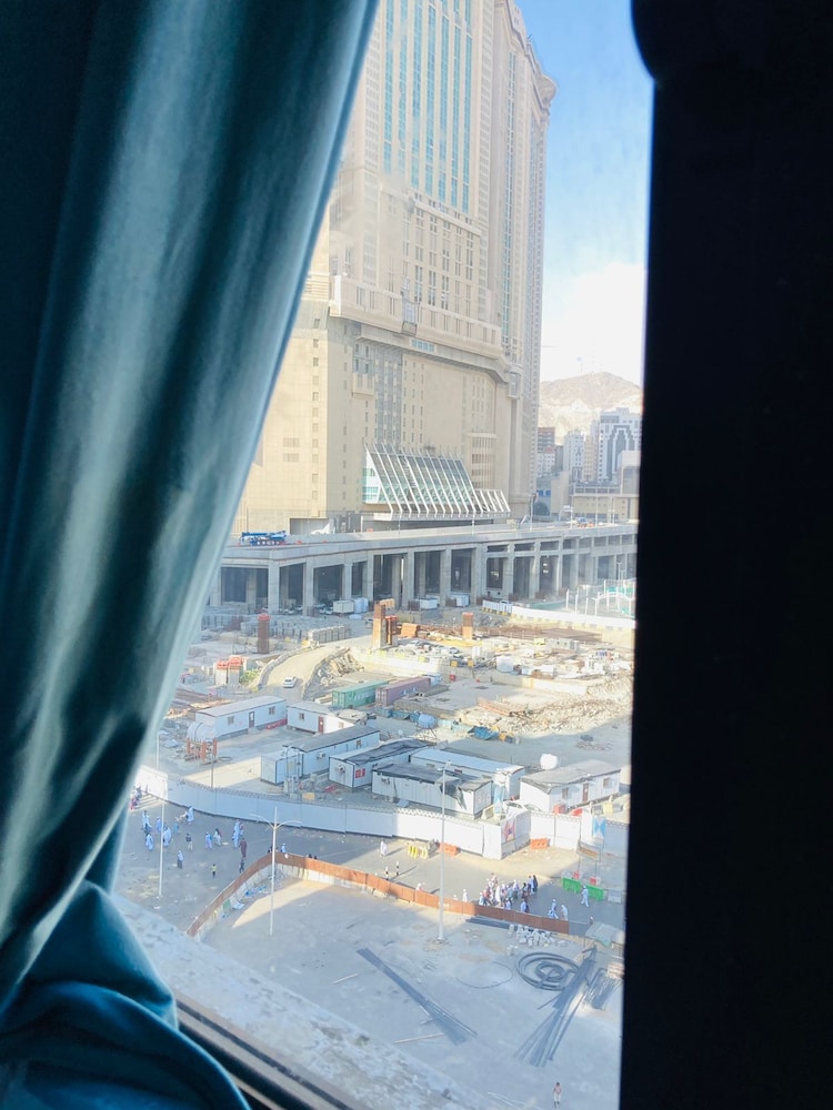 hotel burj al diyafa mubarak