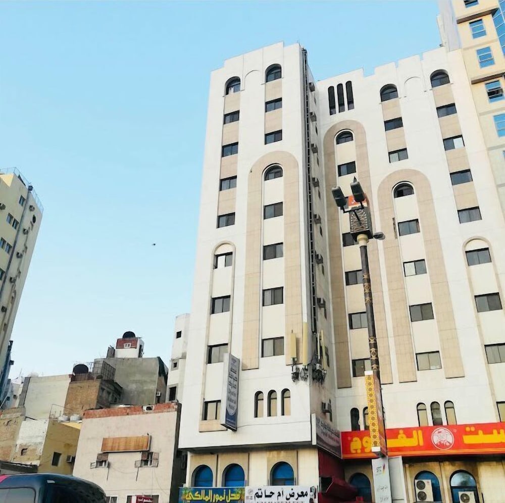 hotel burj al diyafa mubarak