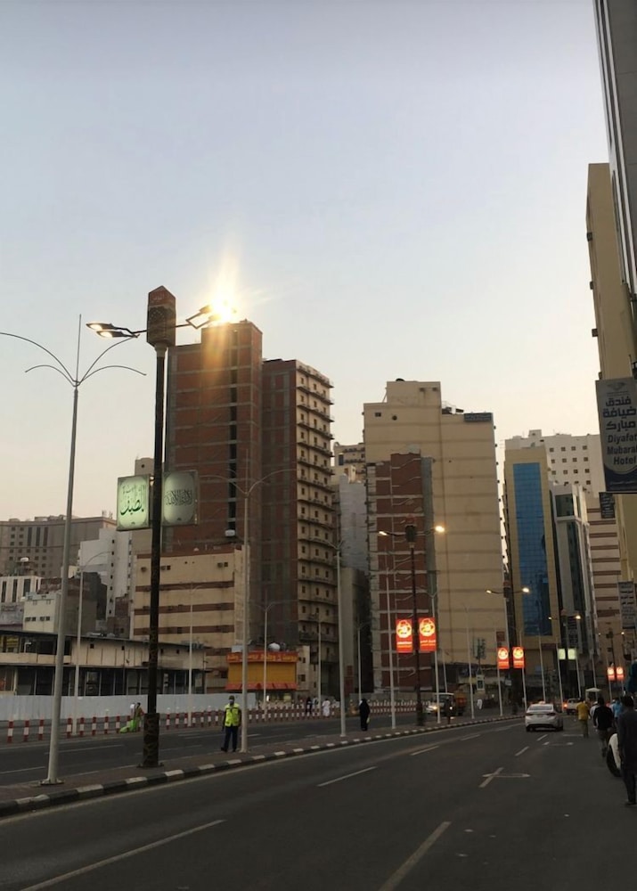 hotel burj al diyafa mubarak