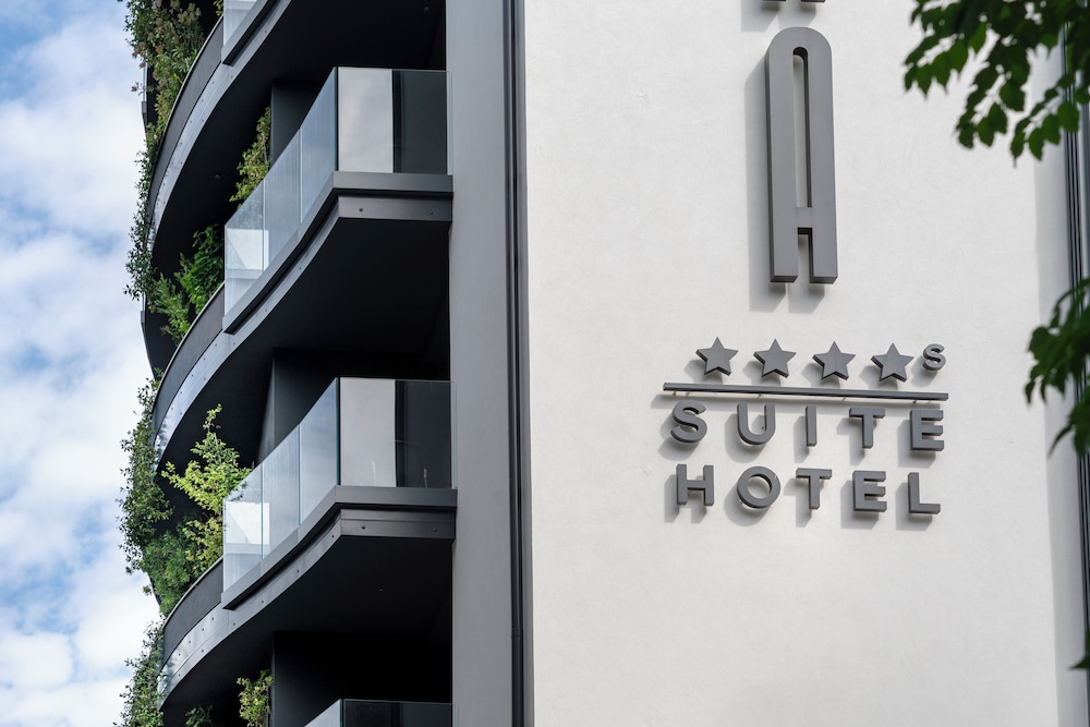 bolina suite hotel