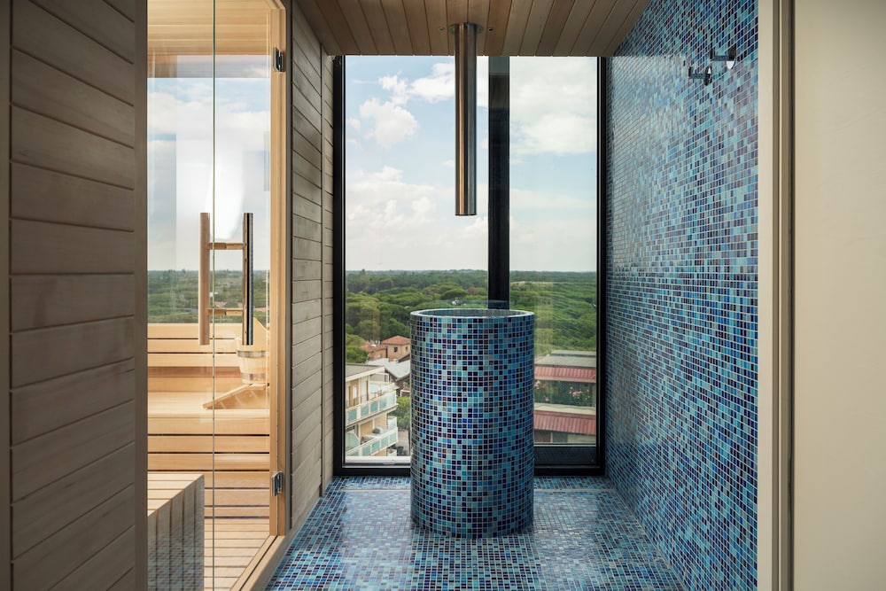 bolina suite hotel