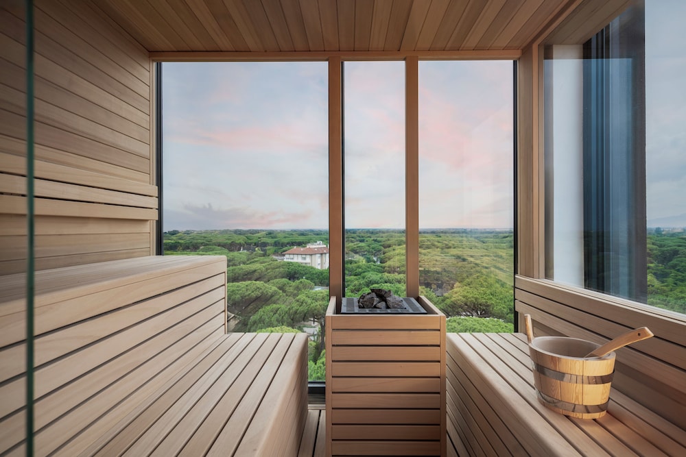 bolina suite hotel