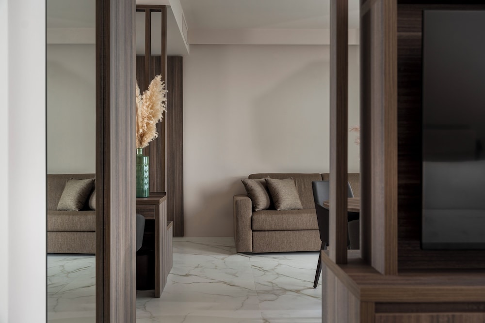 bolina suite hotel