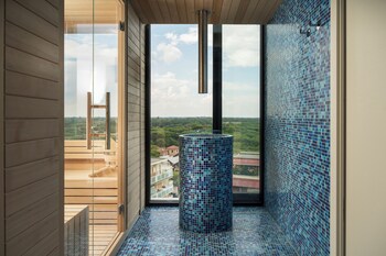 bolina suite hotel