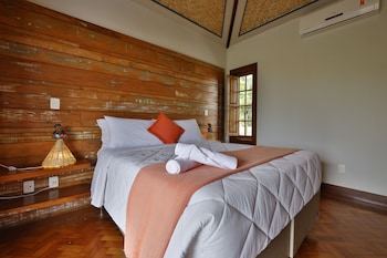 cliffside boutique hotel