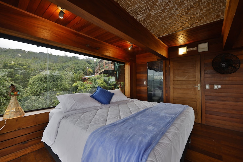 cliffside boutique hotel