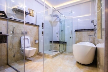 bon hotel octagon