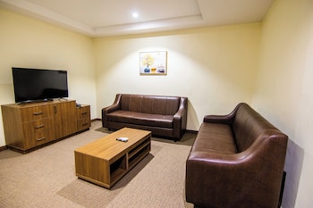 bon hotel octagon