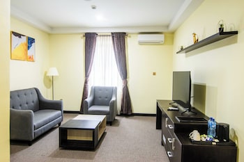 bon hotel octagon
