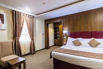bon hotel octagon