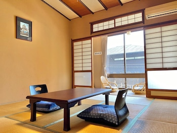 japanese inn hotel matsukiso