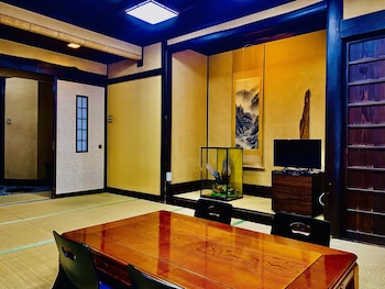 japanese inn hotel matsukiso