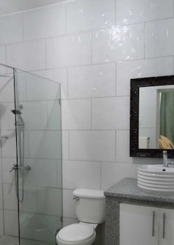 diosamar hotel y suite