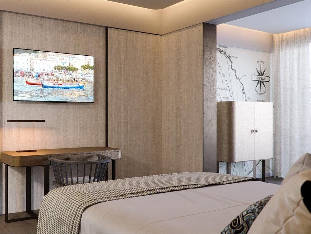 porto lotti suite hotel