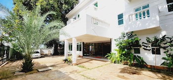 pulickal heights hotel
