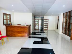 pulickal heights hotel