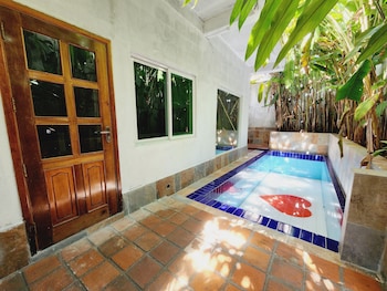 pulickal heights hotel