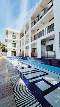 pulickal heights hotel