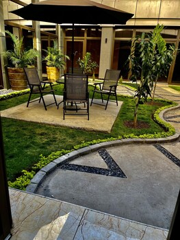 gloria inn hotel