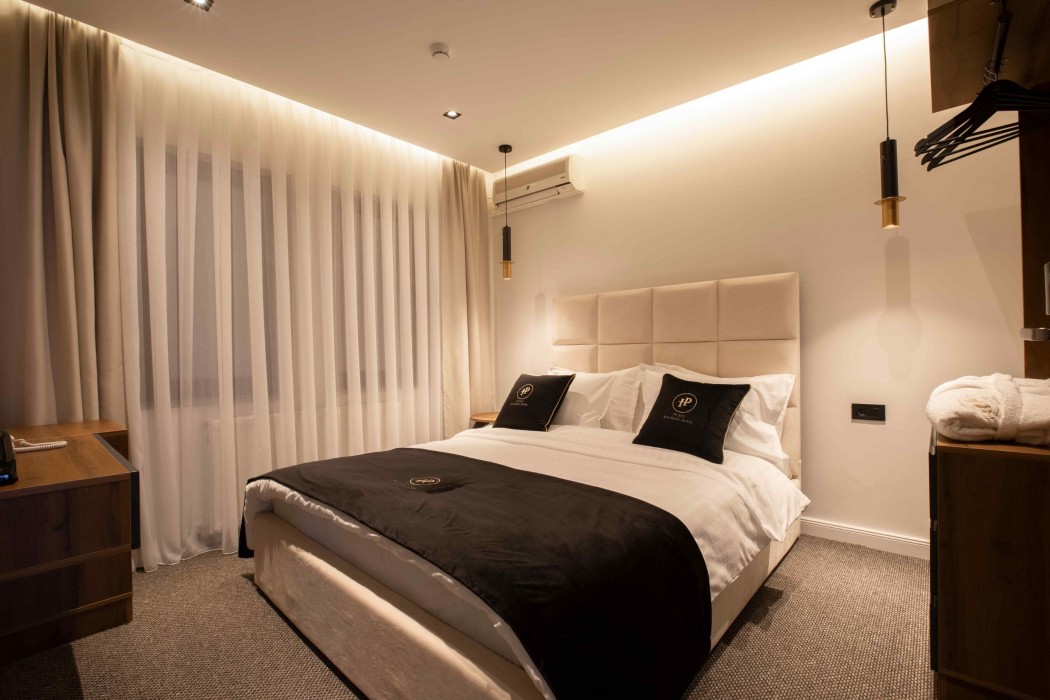plaza boutique hotel