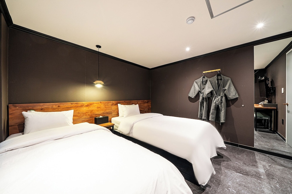 hotel may yongsan
