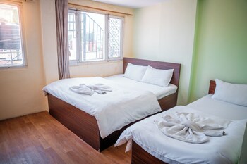 hotel harmony and little bites bistro