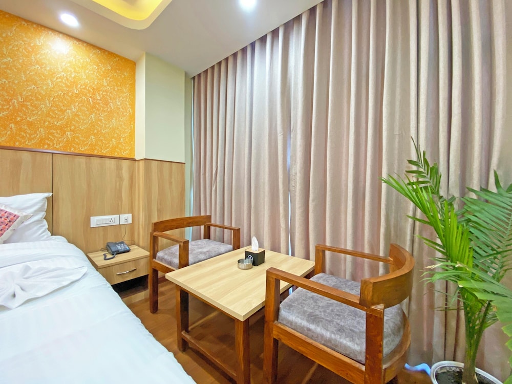 hotel lumbini airport