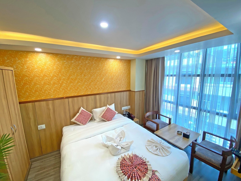 hotel lumbini airport