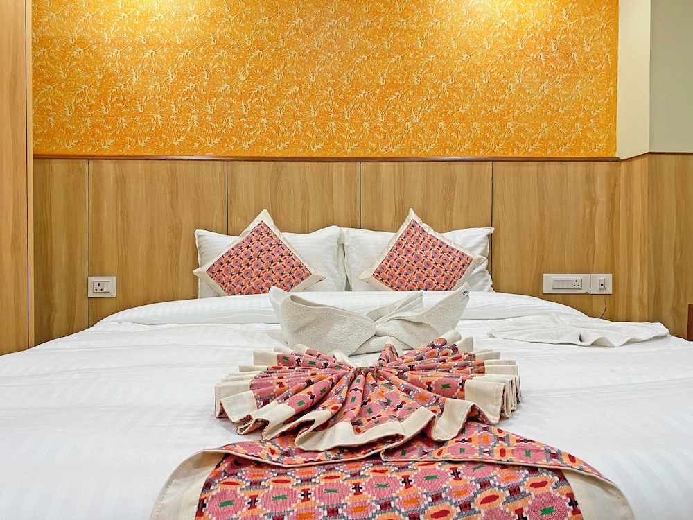 hotel lumbini airport