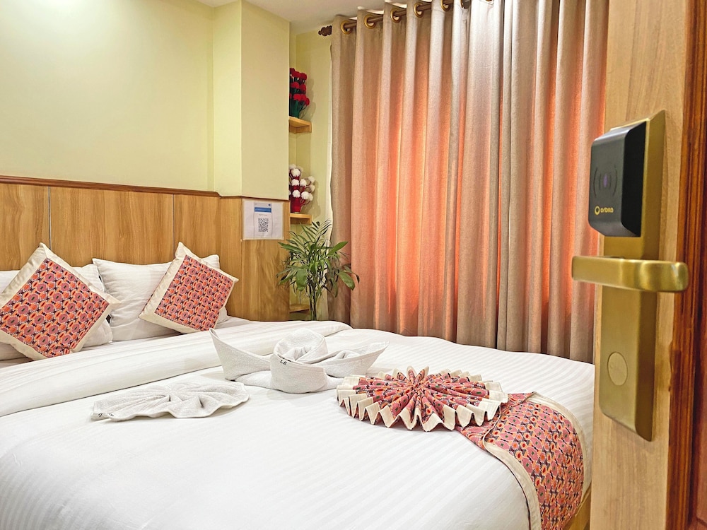 hotel lumbini airport