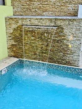 hotelito bonito eli and edw