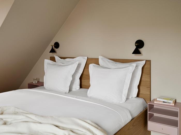 aura apartment hotel