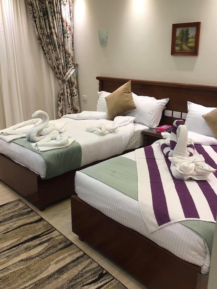 amwaj hotel